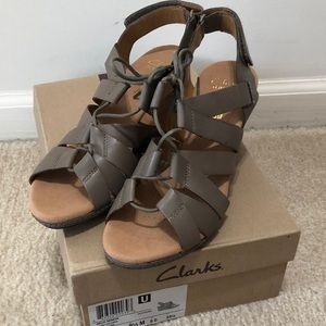 Clark’s Helio Minden lace up sandals.